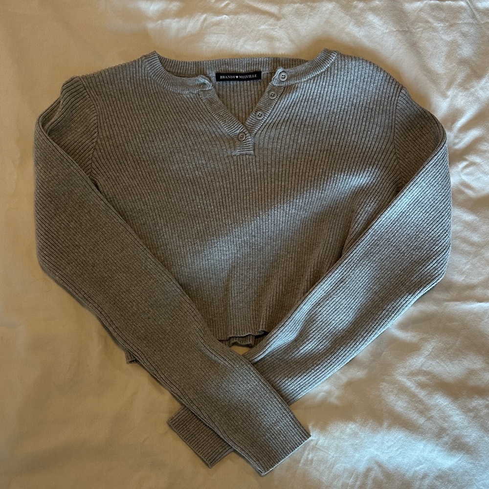 Brandy Melville Gray Crewneck Sweater